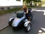 PŮJČÍME VÁM CAN-AM SPYDER